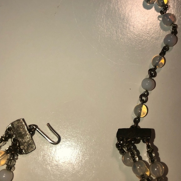 𝅺vtg 60s Lucite Crackle & Iridescent Beaded Multi Strand Necklace 16” - Picture 8 of 9